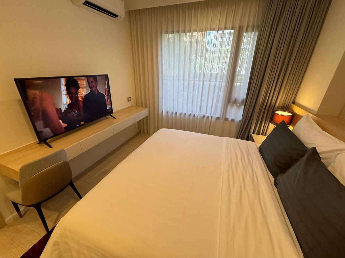 Hotel Bed